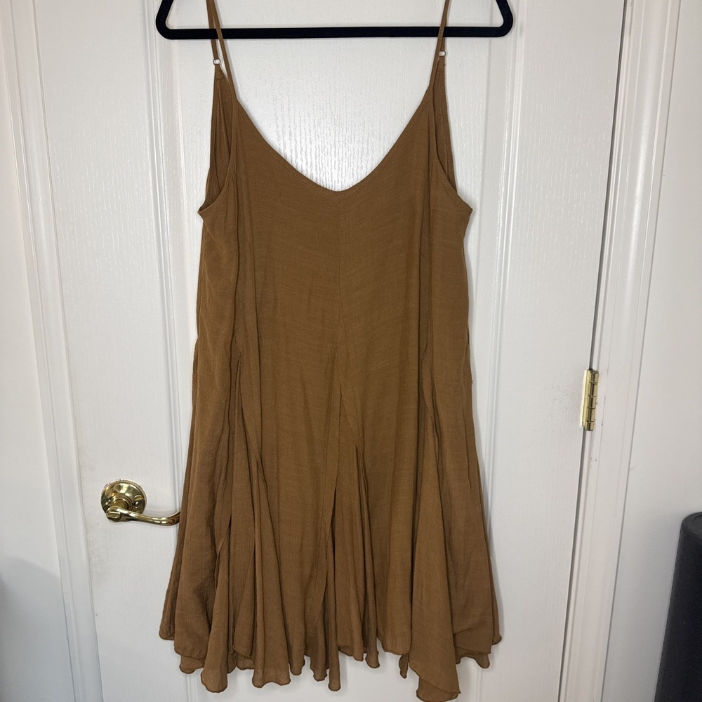 Wishlist Women's L Camel Tan Flowy Spaghetti Strap Mini Dress Pleated Boho